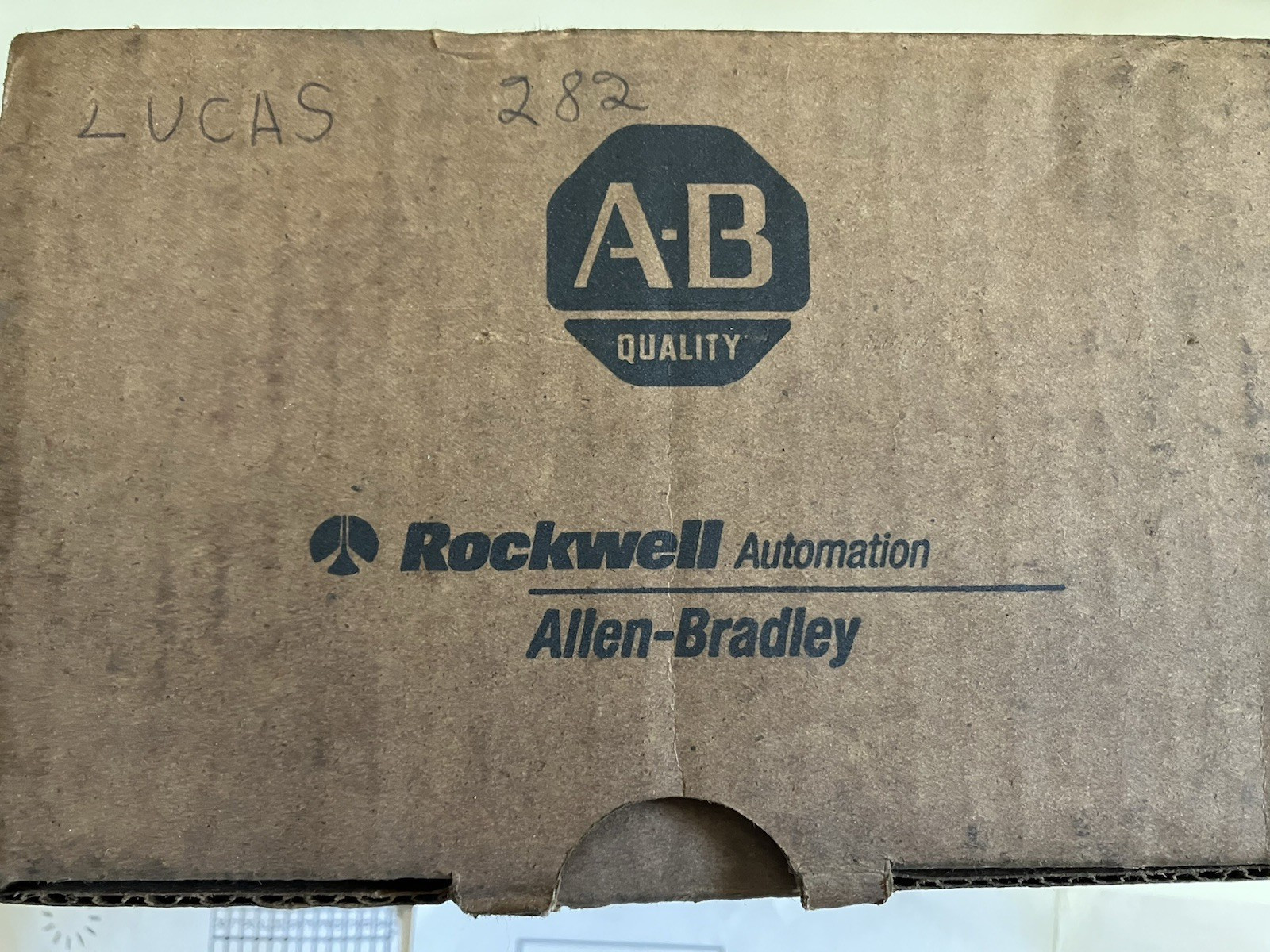 806-DS-2594 Allen Bradley Reversing Drum Switch (New in open box)