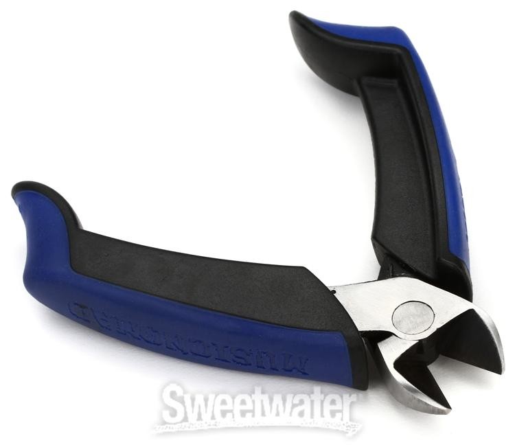 MusicNomad 5-piece String Changing Kit