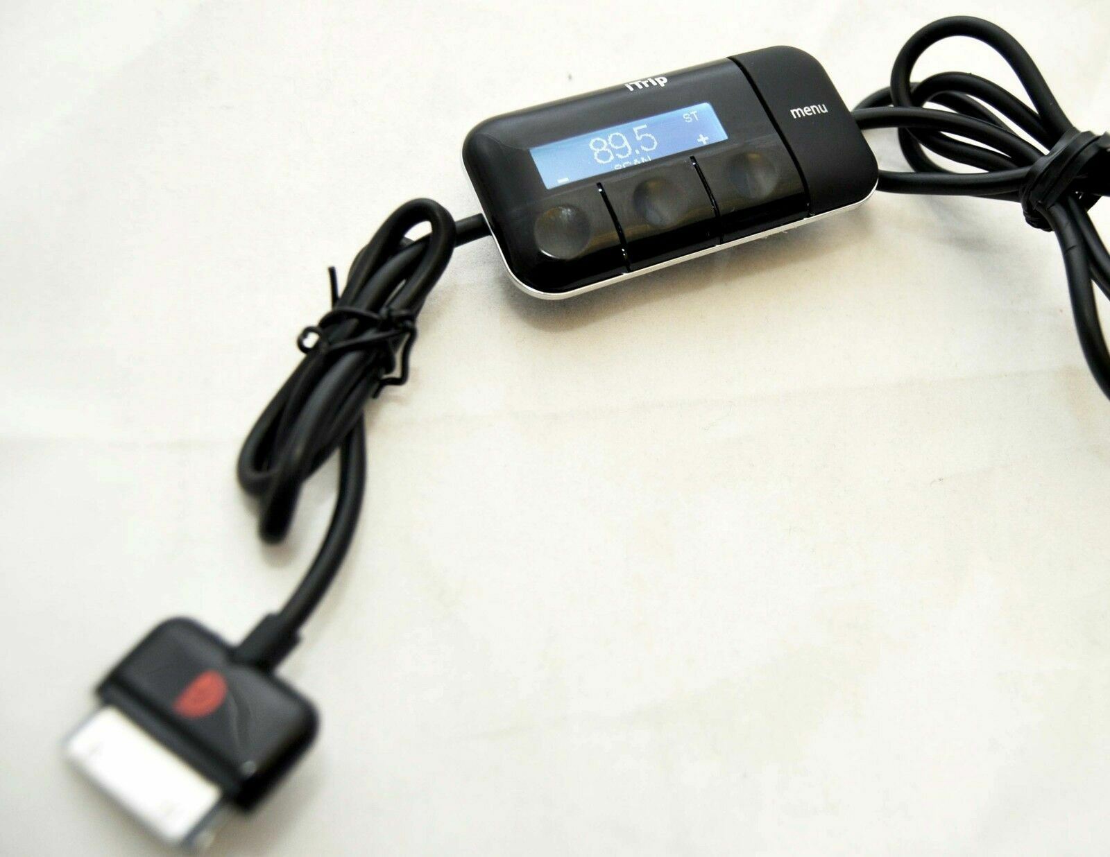 Griffin Technology iTrip FM Transmitter & Charger iPhone 4s/4/3GS iPod GA22042