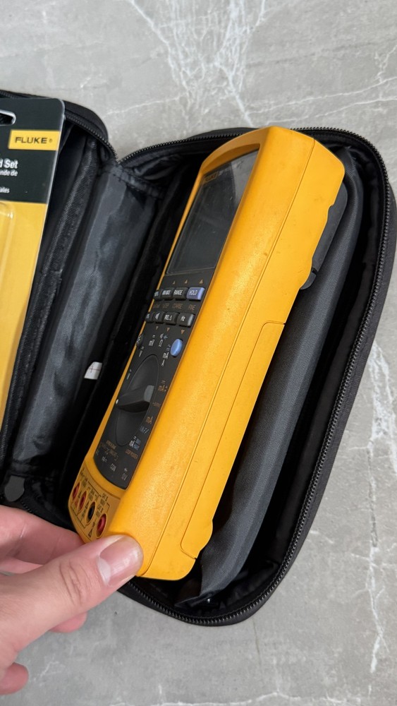 Fluke 789 Processmeter