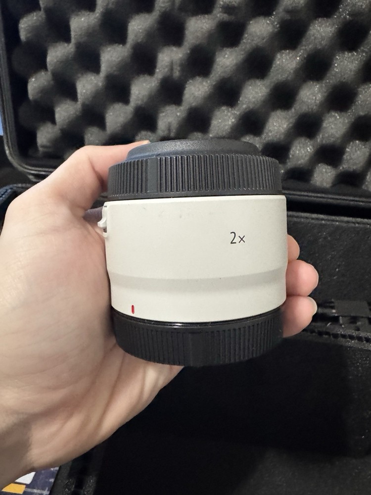 2x Teleconverter Attachment - Canon RF