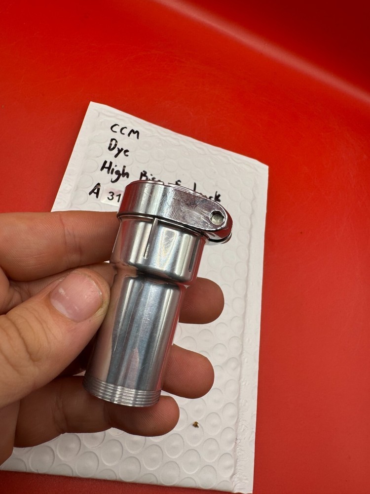 CCM Dye High Rise Feedneck