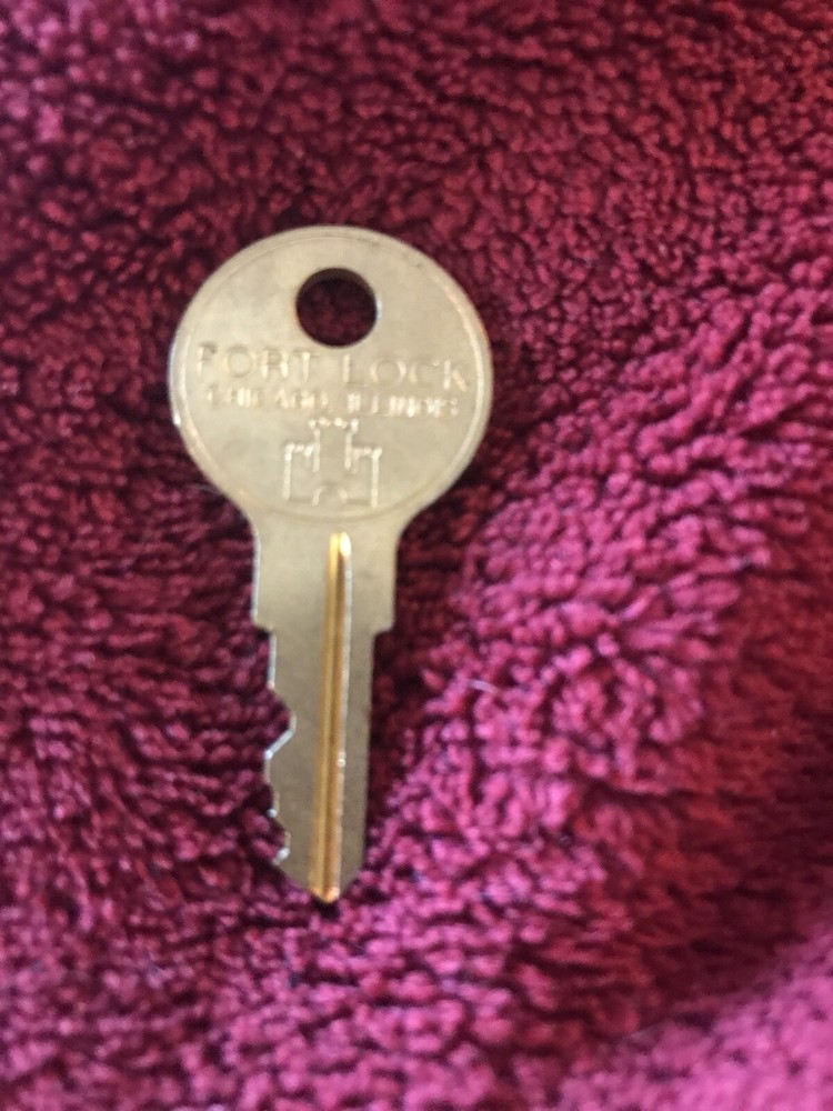 *****Vendcraft Dundas Snack Time Front Drop Vending Machine Key 130