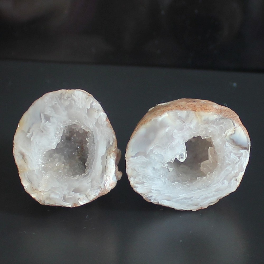 Pair gemstone crystal drusy druzy agate piece 34mm