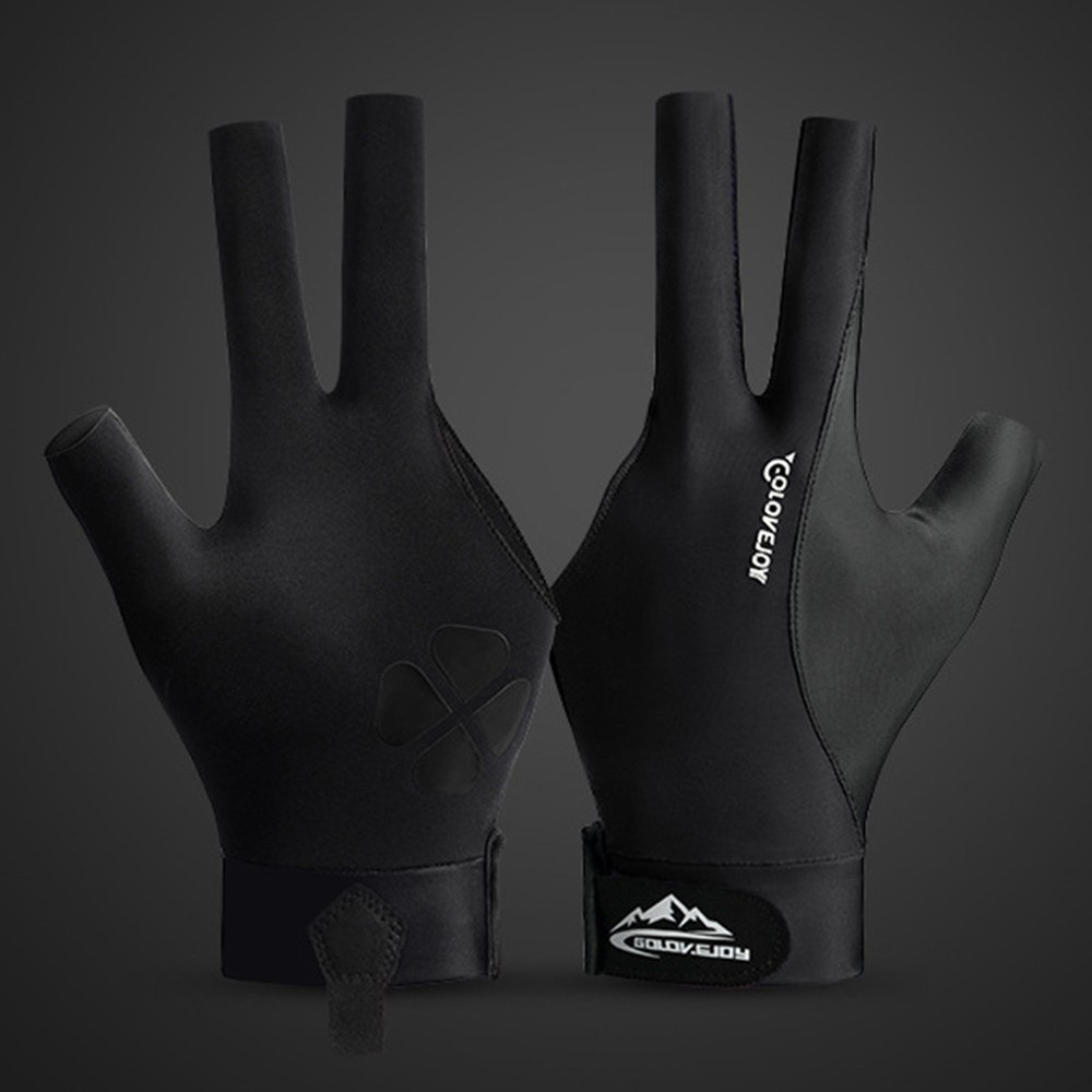 Three Finger Open Snooker Gloves Designed to Enhance Player Experience