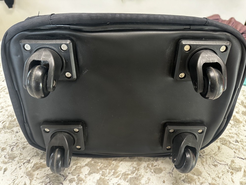 Biaggi Zipsak Boost! Gray Expandable Roller Bag Packing Cube Foldable Carry On