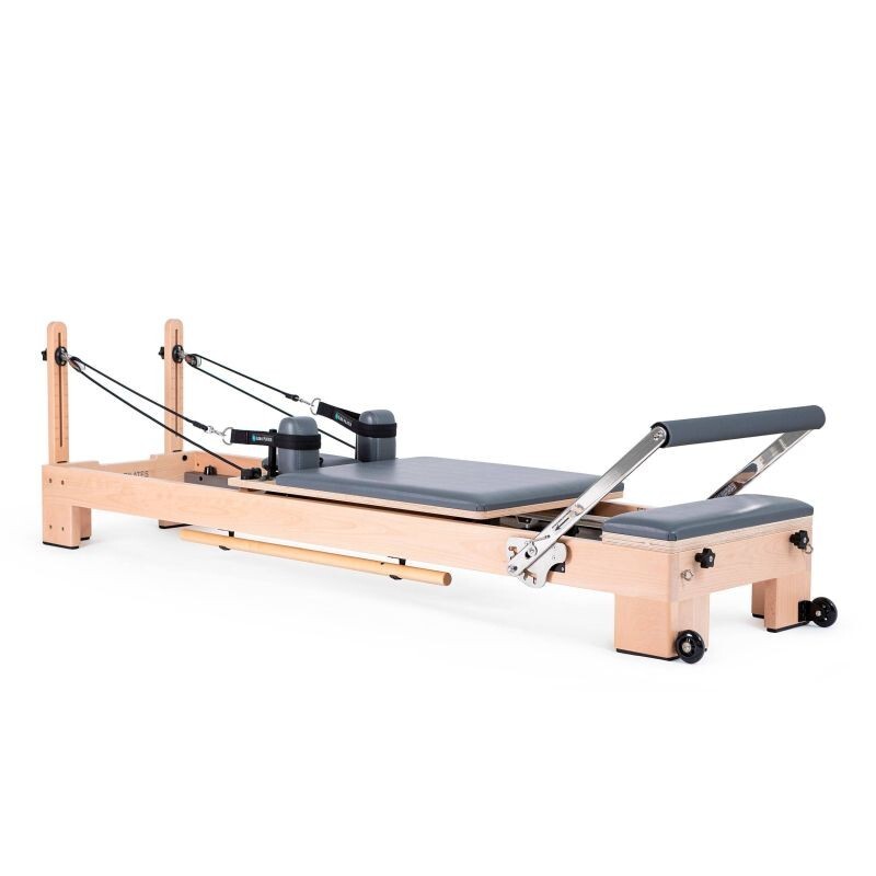 elina pilates reformer