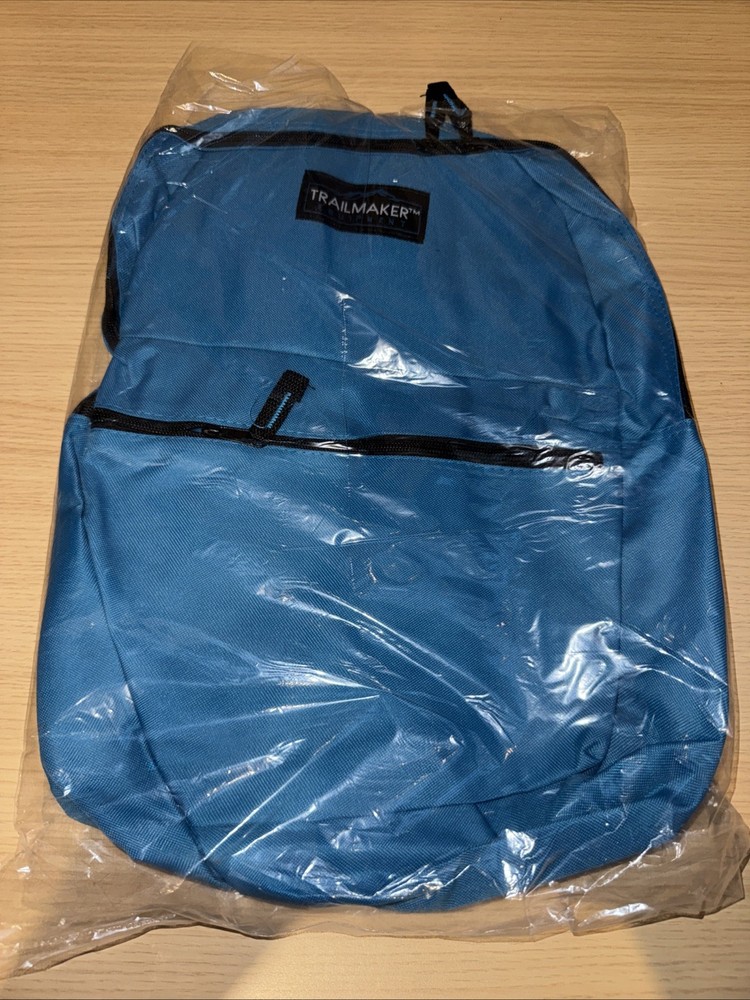 Trail maker 24 Pack- Classic 17 Inch Backpack - New