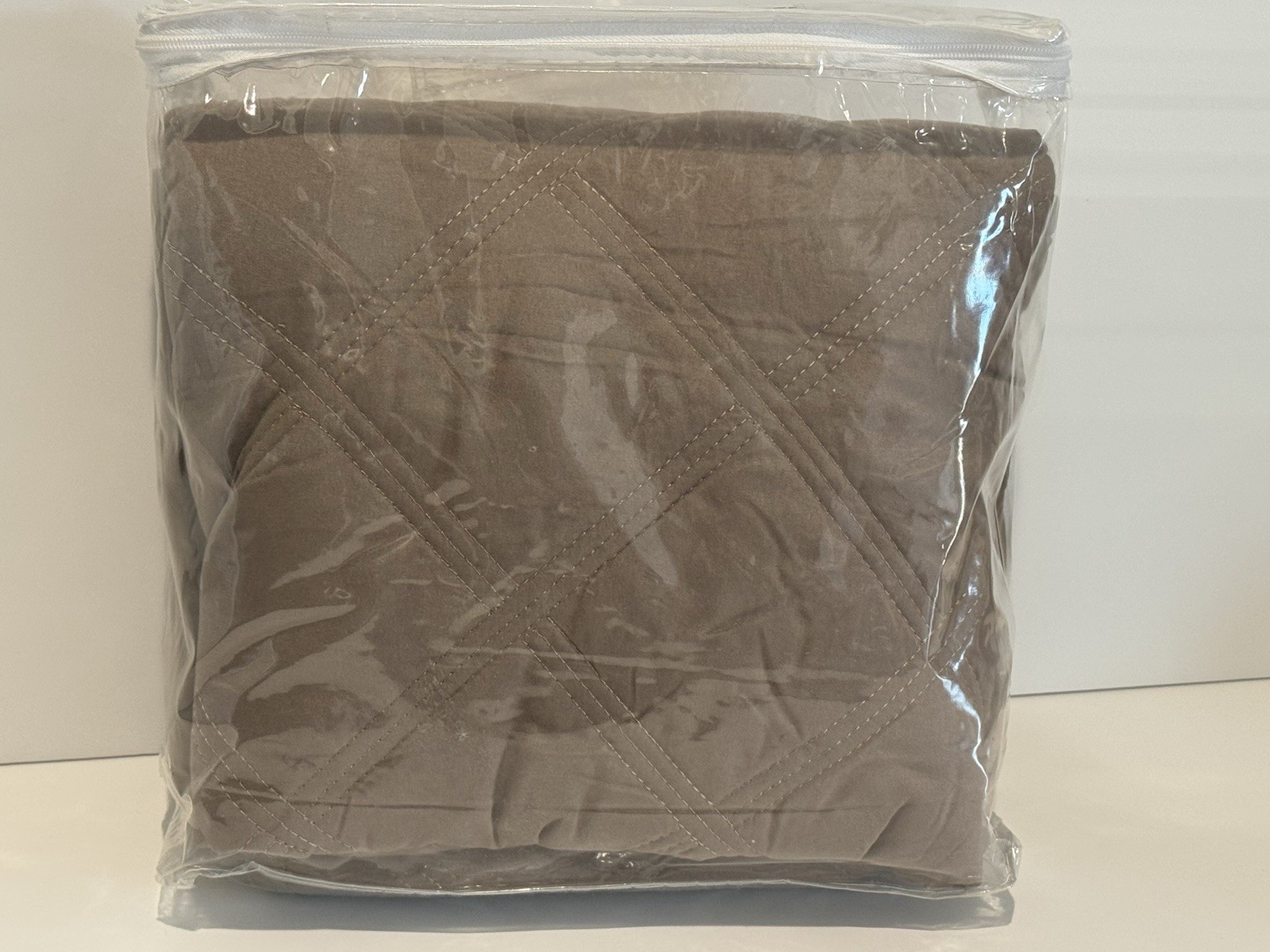 New Couch Guard Quilted End of Bed Runner Protector Taupe / Beige Full / Queen