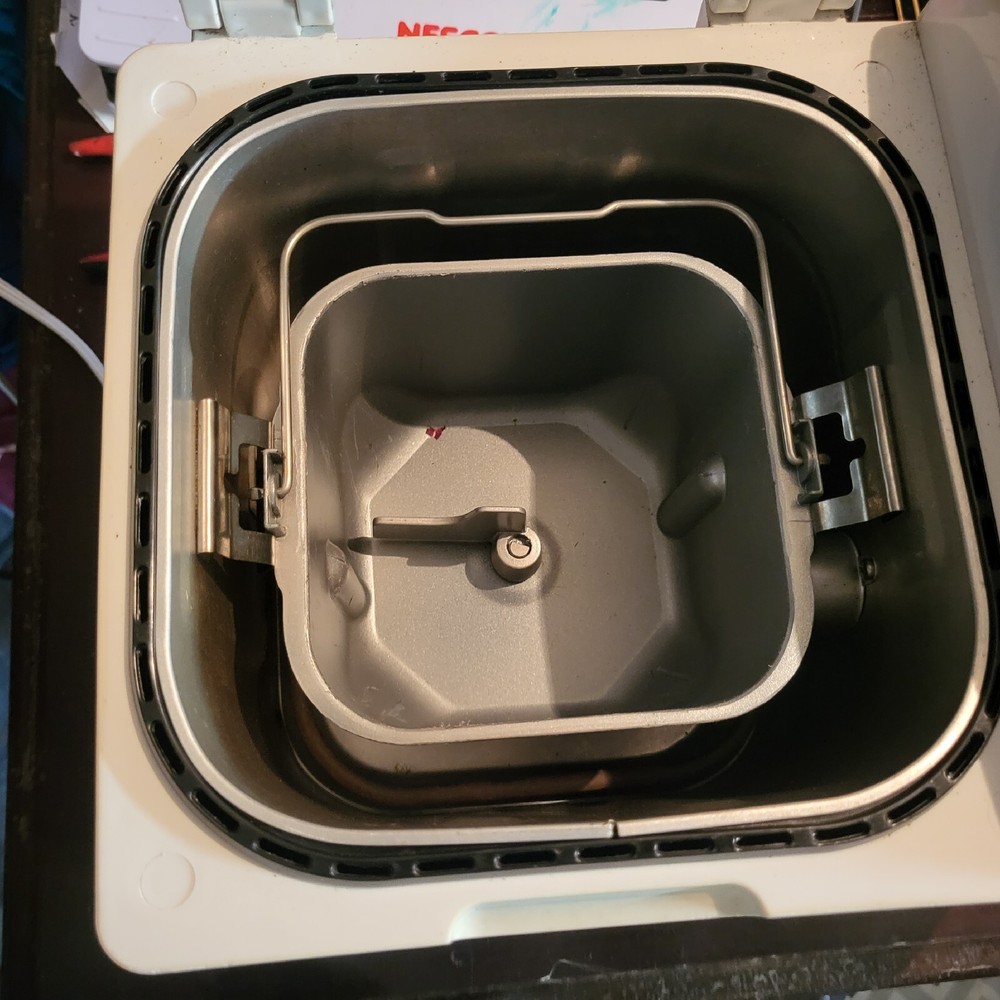 Tested 💥 Retro 💥 Sunbeam Oyster Model 4810 Automatic Bread Maker Machine