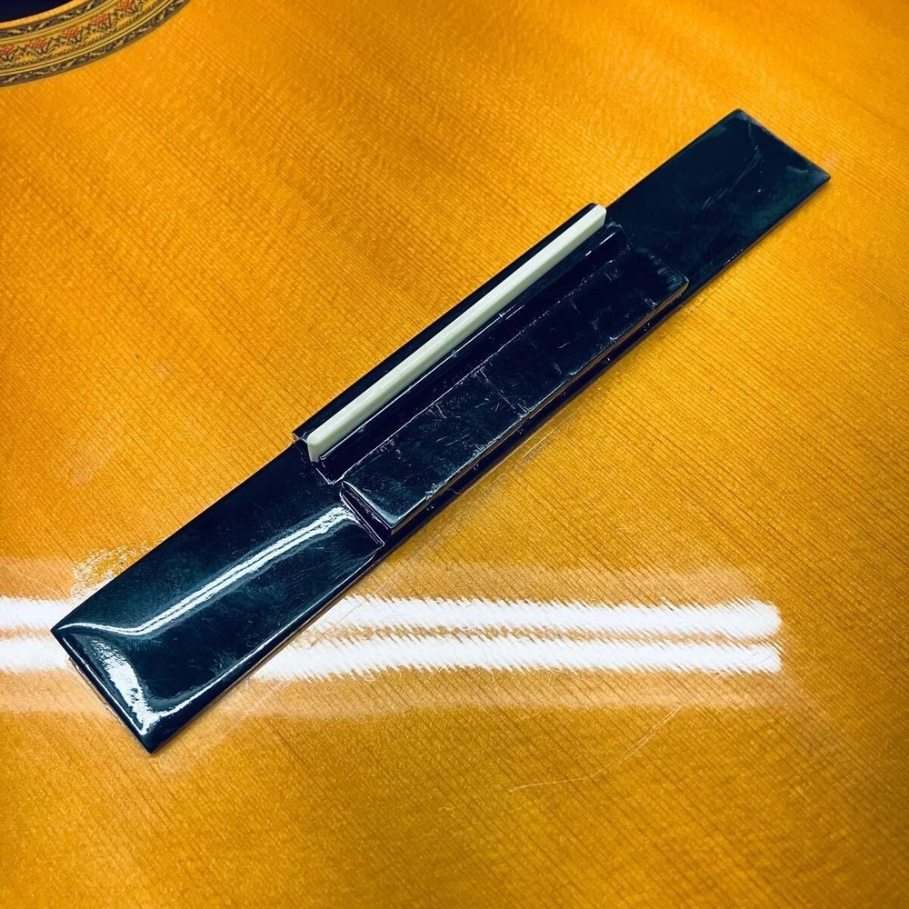 Morris Classical Guitar MC- No Strings With Soft Case, Used, Japan