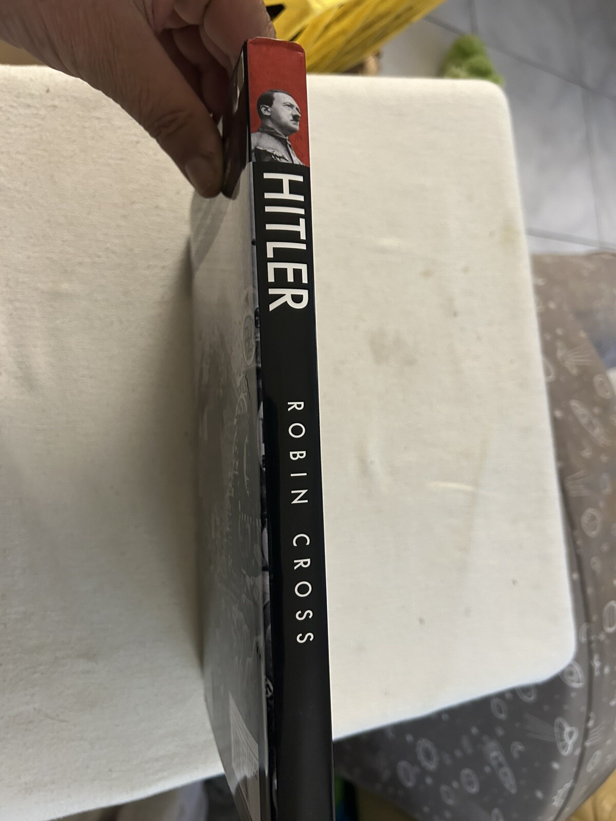 HITLER An Illustrated Life by Robin Cross - 2009 Hardcover w/DJ - WWII Book L3