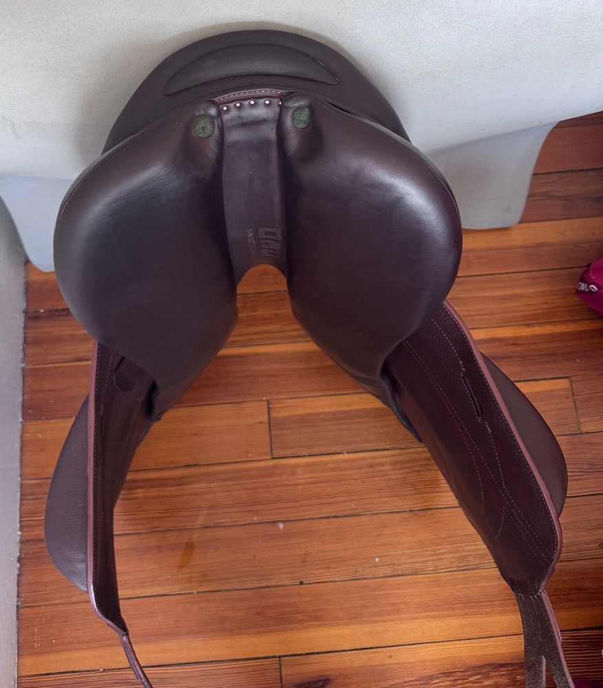 18" Devoucoux Chiberta Lab Monoflap Saddle - 2022 - 3AA - Full Buffalo!