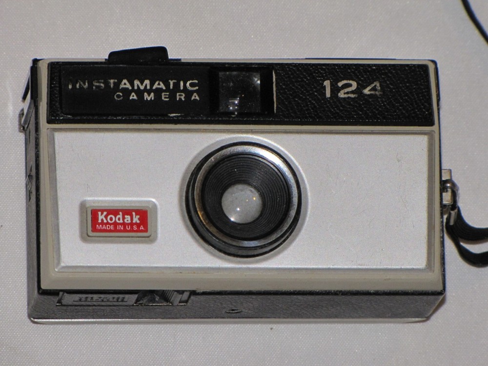 Kodak Instamatic Camera 124 1968-1971 Vintage