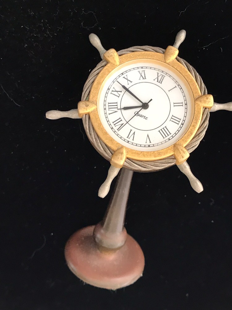 Vintage Van Cort Instruments - BRONZE SHIP WHEEL DESKTOP CLOCK (Working New Bat)