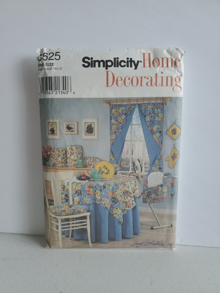 Simplicity House 0625 Kitchen Essentials by Lang Robertson Uncut OOP 1997