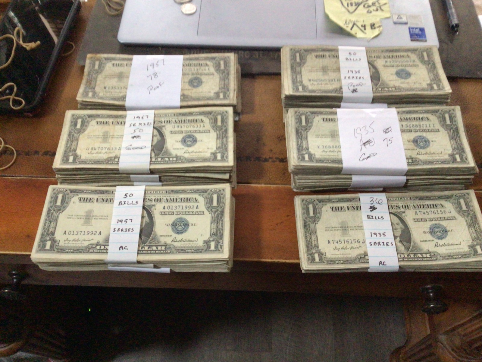 (1) 1935 $1 Dollar Silver Certificate Bill. Blue Seal Banknote Currency. GOOD