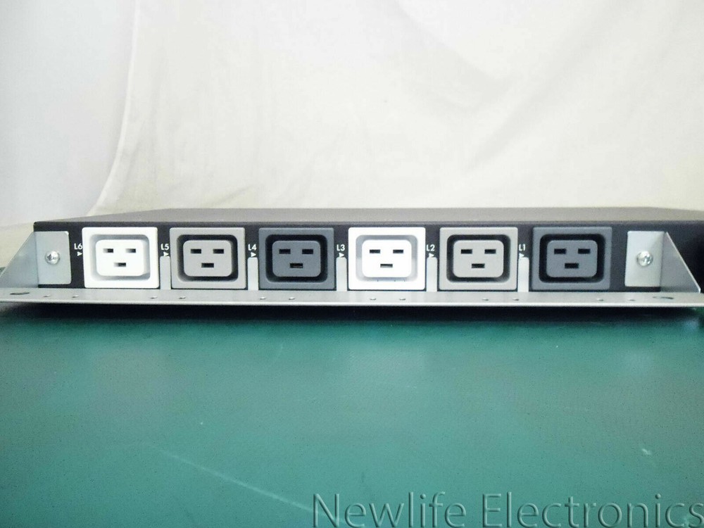 HP 442804-D71 24A Power Distribution Unit (6 x C19 Outlets) AF512A