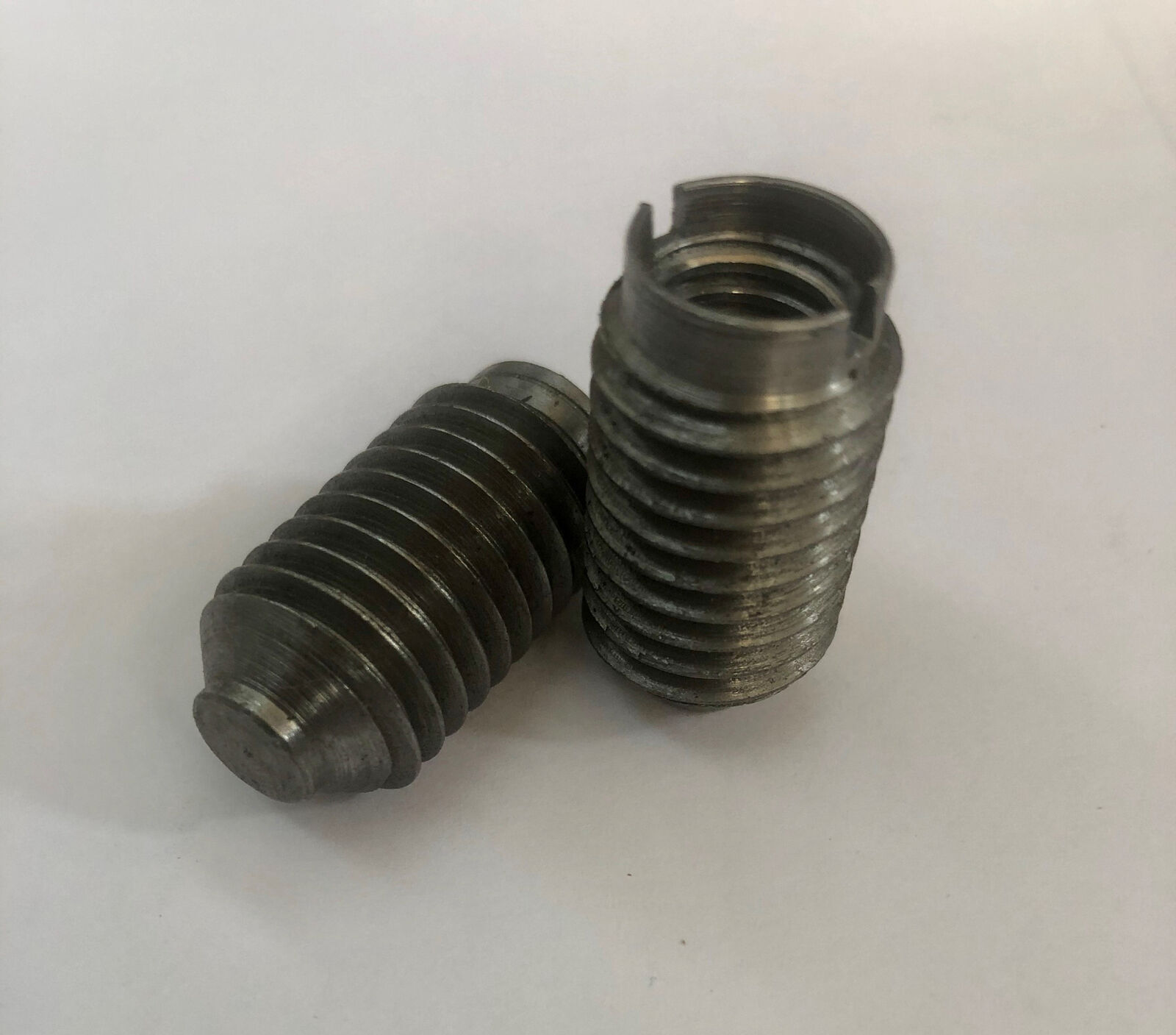 Ford Mustang 302 5.0 5.8 Cylinder Head Smog Thermactor Plugs SBF 351 2 Pack!