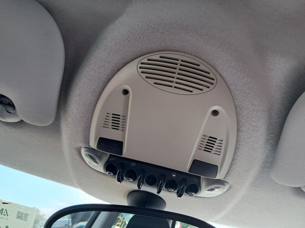 MINI 1 2008 Glove Box 4794579