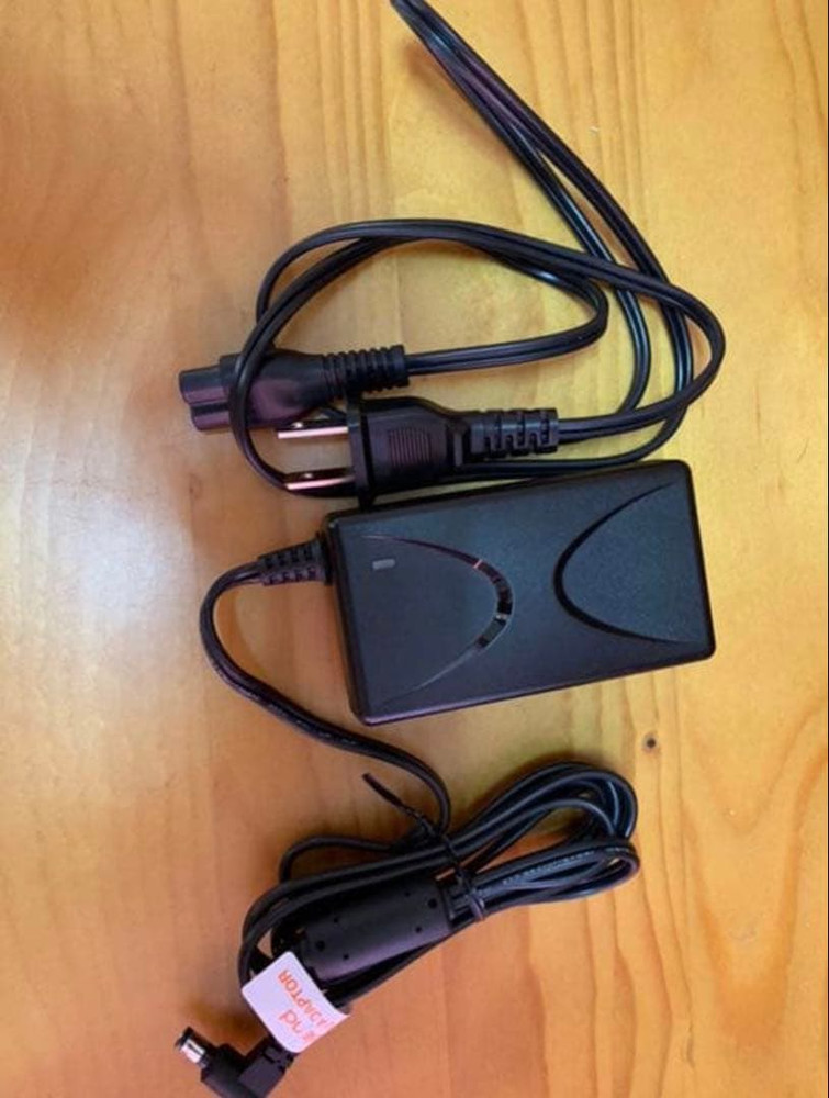 [NIB OPENED] Roland SP-404SX Linear Wave Sampler w/ Sample CDs Cable SD Card