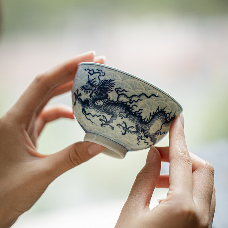 Underglaze color Hand-painted Dragon Master Cup Single Cup Tea Cup古青青花龙纹圆融主人杯