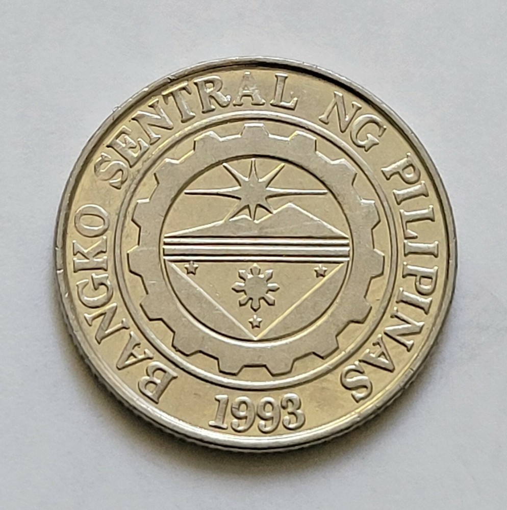 PHILIPPINES 1 Piso 2004 BT-082