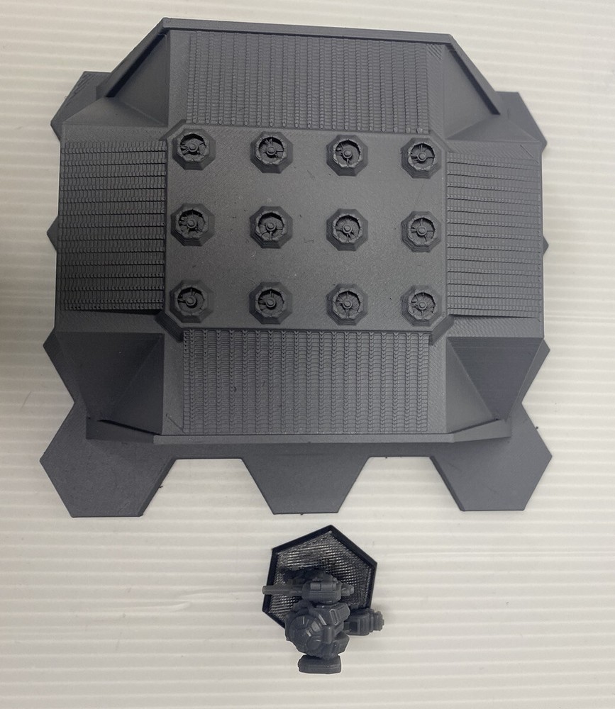 Spacecraft Hangar w/ Hex Base, Tabletop War Game Terrain Battletech (6mm)