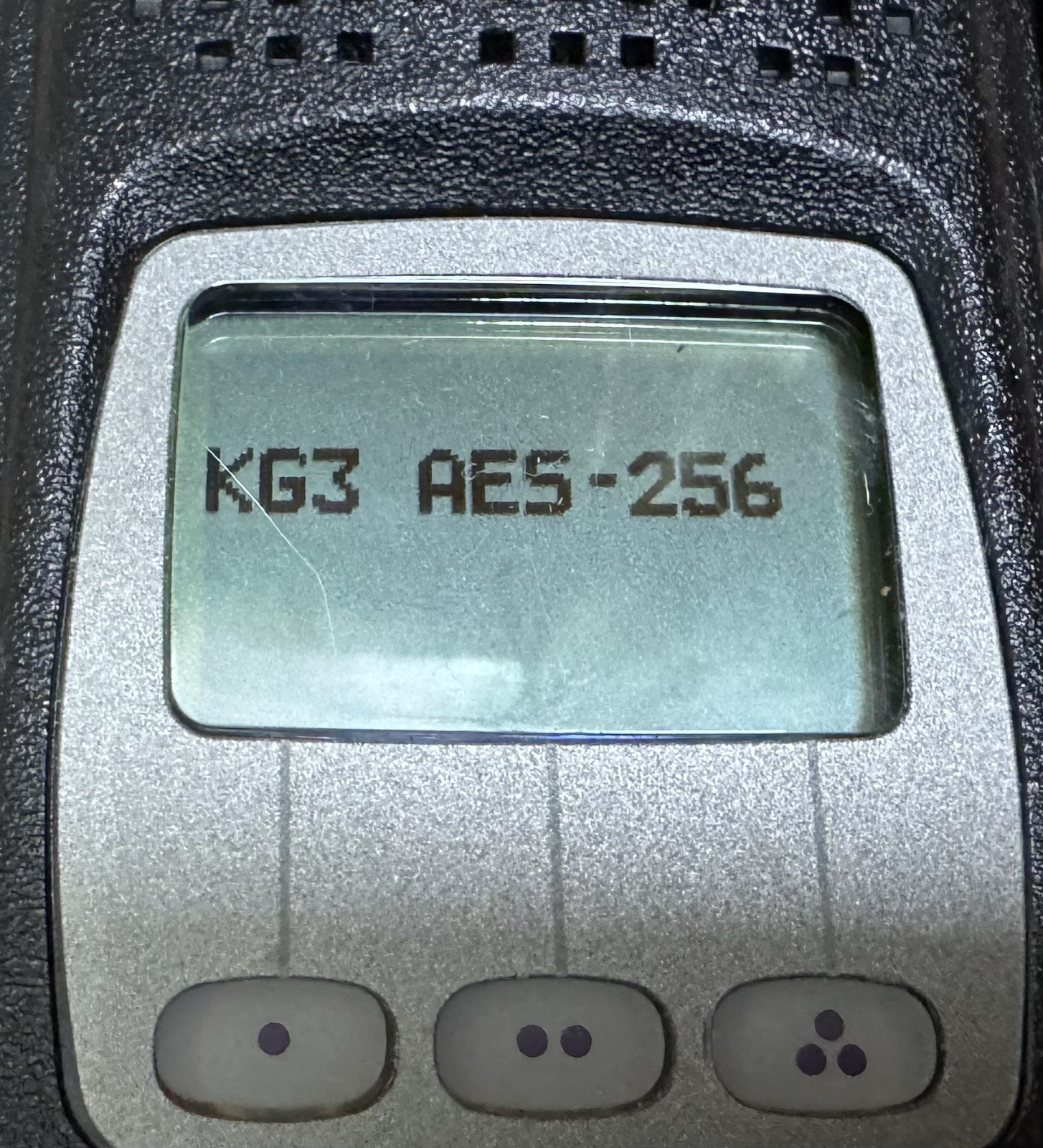 Motorola XTS5000R III VHF 136-174MHz P25 Radio AES-256 KEG3 H18KEH9PW7AN *NEW*