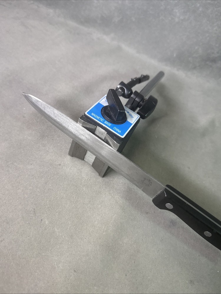 Multipositional Magnetic Base w/Fine Adjustment