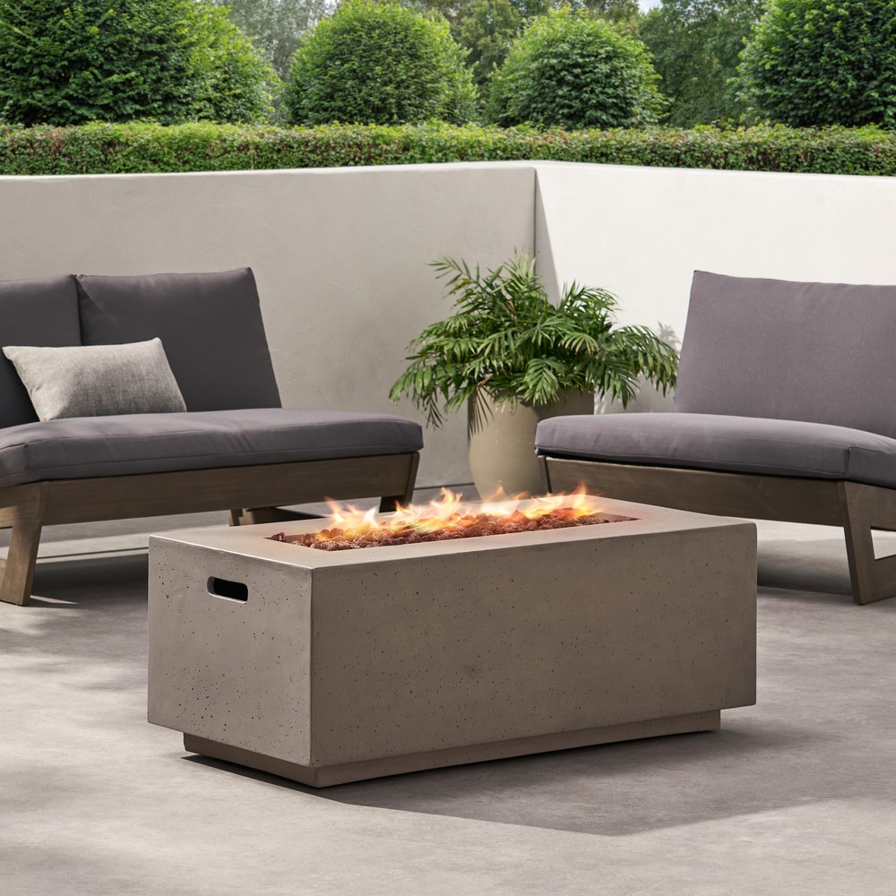 40" Outdoor 40,000 BTU Rectangular Magnesium Oxide Concrete Propane Fire Pit
