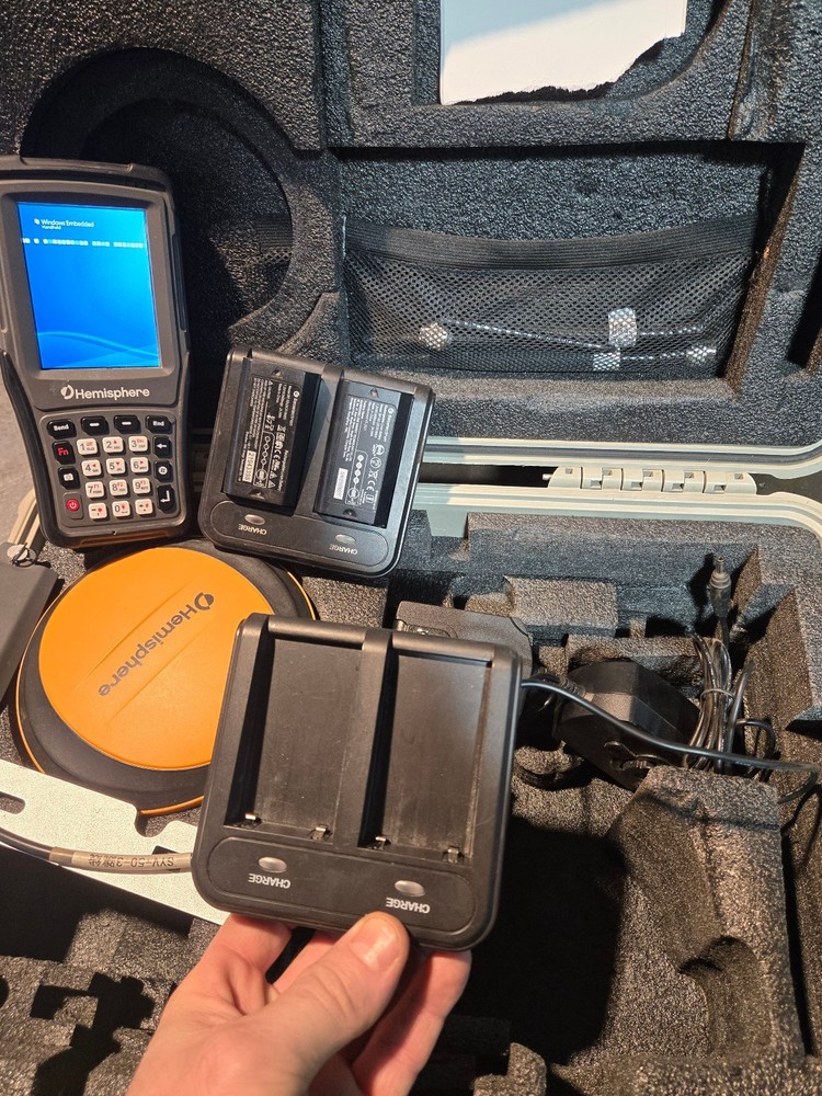 Hemisphere S631 GNSS GPS SURVEYOR Package REFERENCE 2A