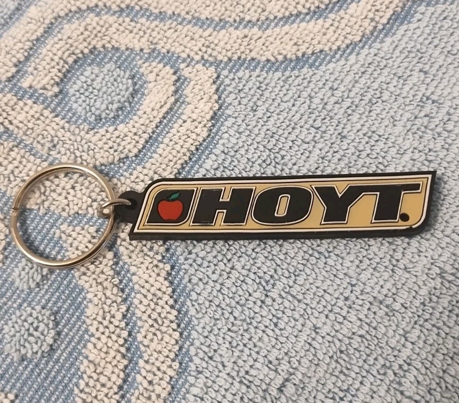 New 🍎 HOYT Archery Key Ring With Apple Logo