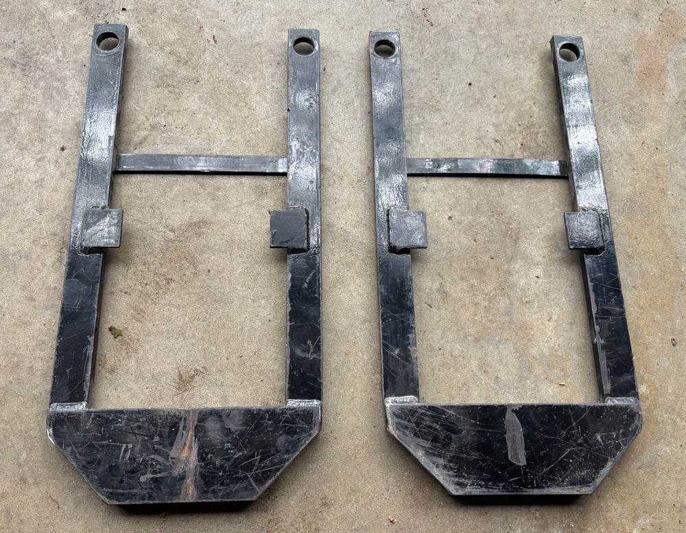 Associated Electric Products Bender Adapter 881A pair