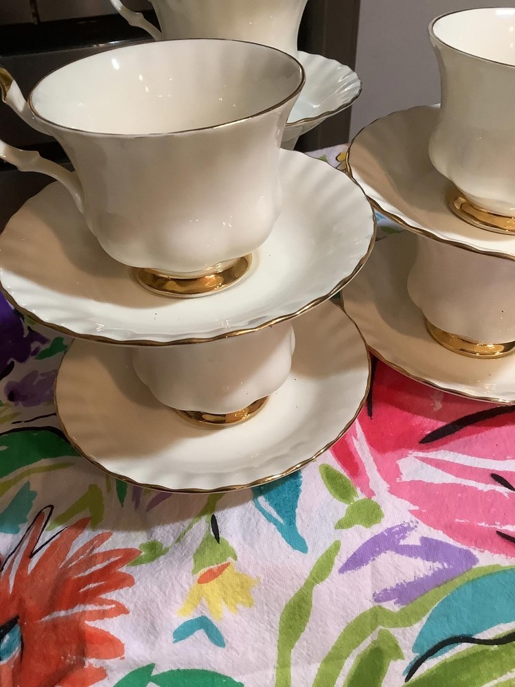 Royal Albert Affinity Bone China Tea Cups and Saucers Set