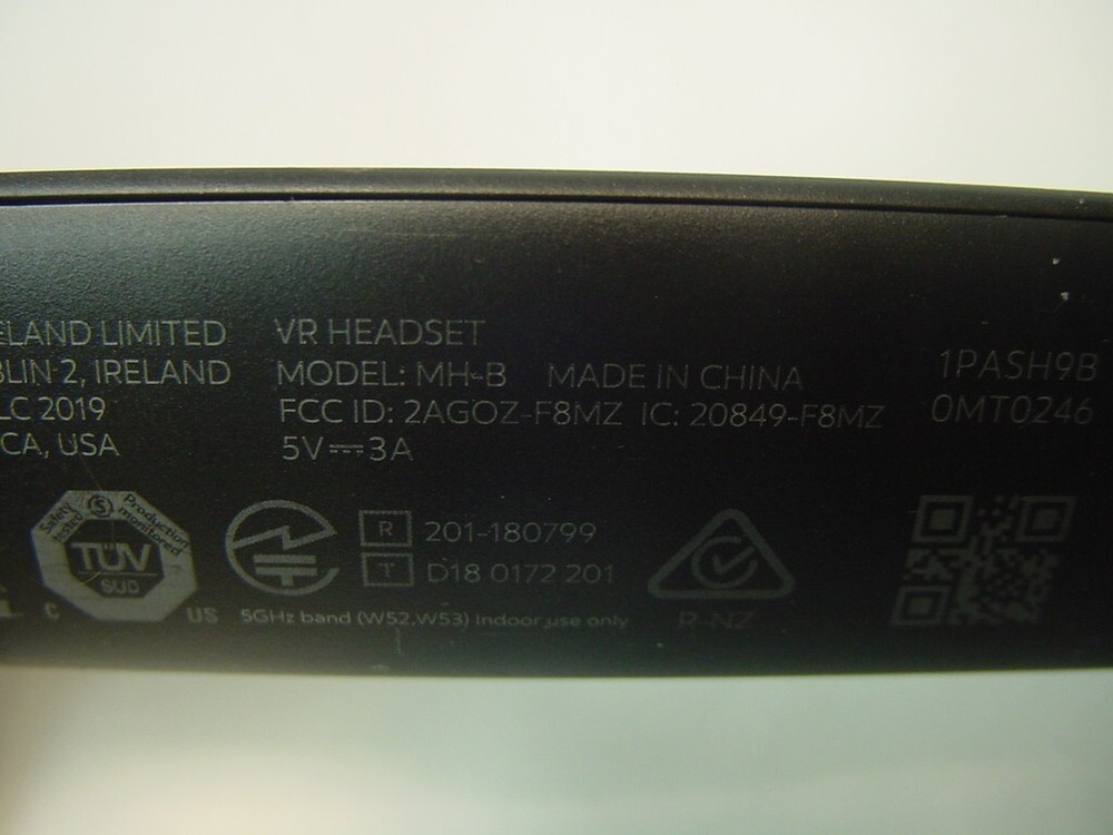 OCULUS VR HEADSET MODEL MH-B