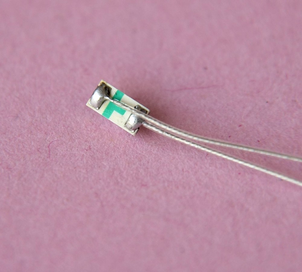F1206B BLUE 20pcs Micro Litz Wired Leads Pre-soldered SMD Leds Scale Lights