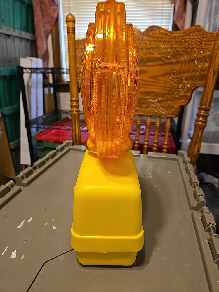 NEW Empco-Lite Model 400 Amber Construction Warning LIght