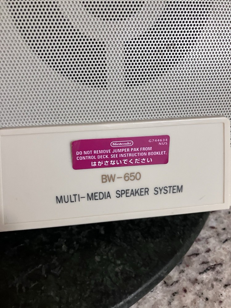 Vintage Nintendo BW-650 Speakers