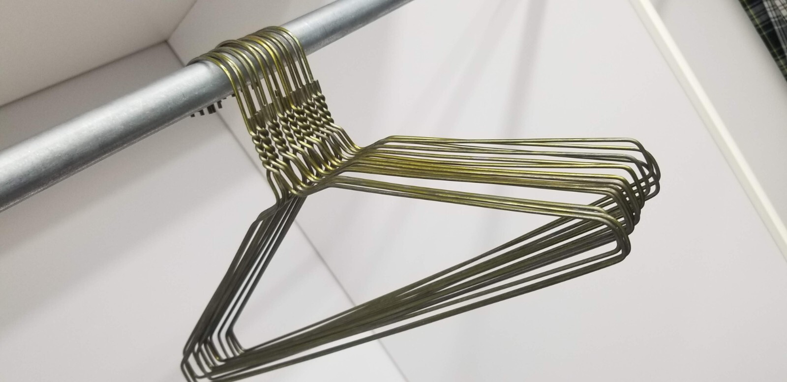 box of 400 pcs, mix 13,16 inch Metal Wire Clothes hangers, 13 gauge, gold, Used.