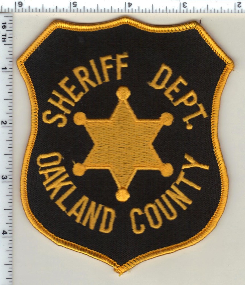 Oakland County Sheriff (Michigan)  Shoulder Patch  from 1990