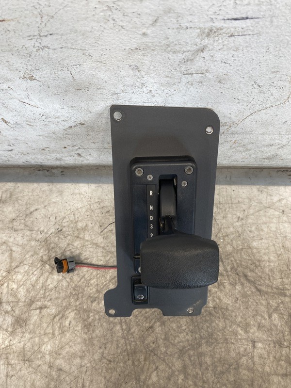 2015 Freightliner B2 School Bus Trans. Electronic Shift Control 9105 (678-10314)