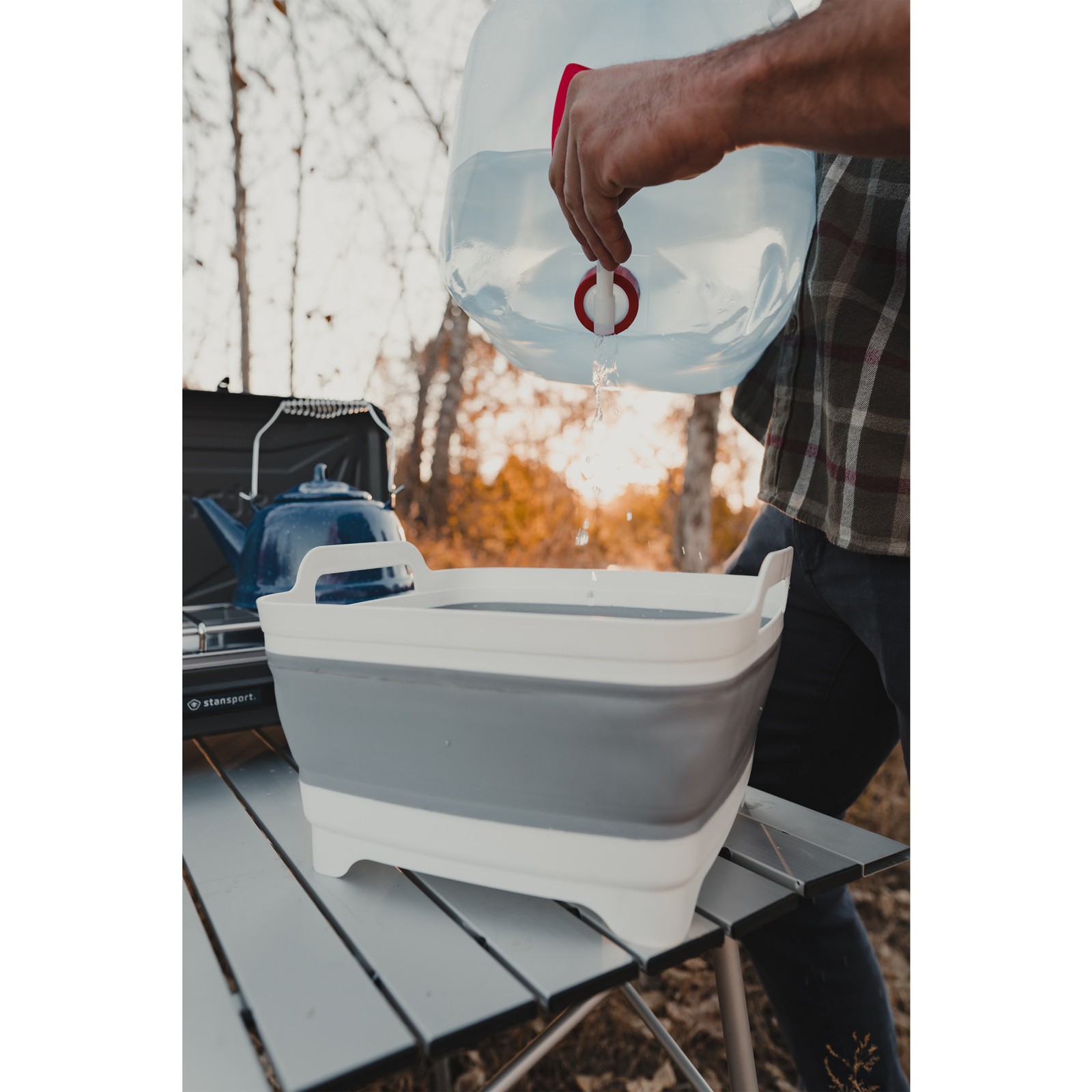 Stansport 5 Gallon Dispensing Water Carrier