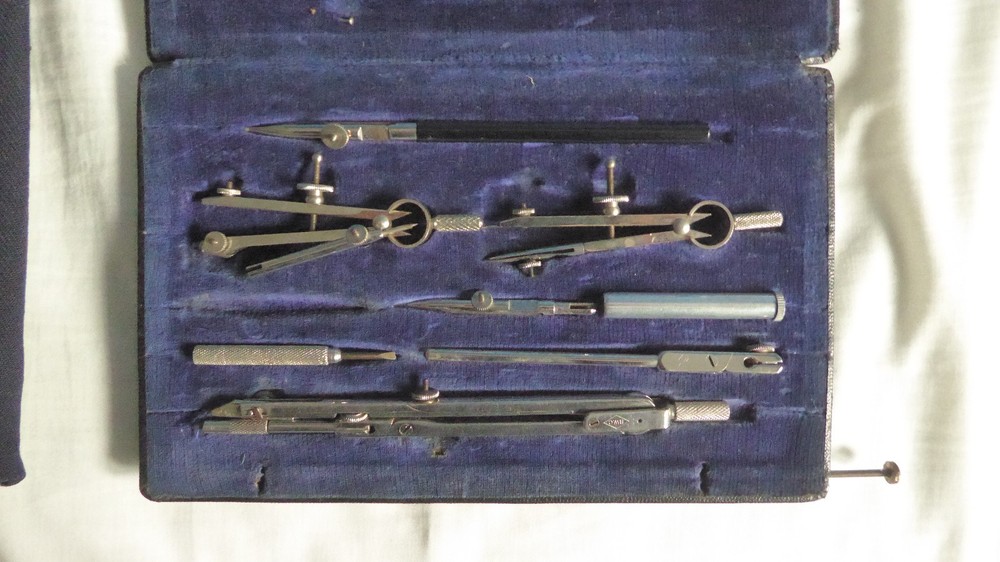 Vintage BWC London Compass Set