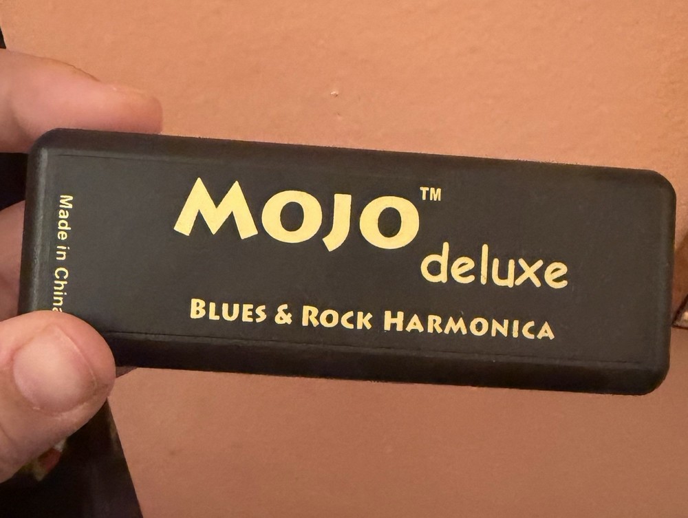 Mojo Deluxe Harmonica W/Case