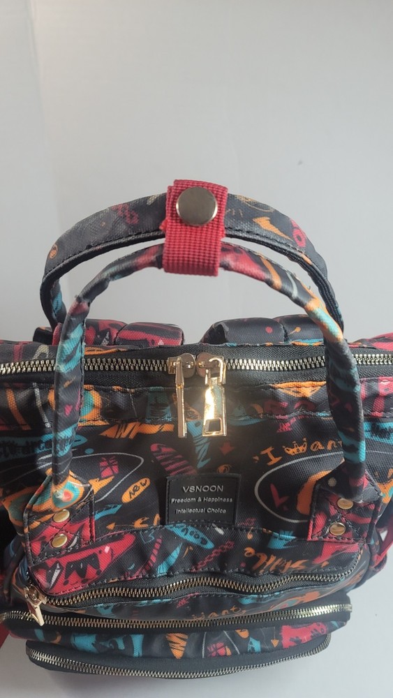 VSNOON Backpack/ Tablet Case With USB CABLE RARE!