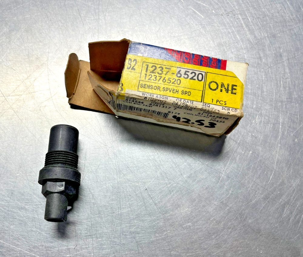 12376520 Genuine OEM GM Speed SENSOR 1237-6520