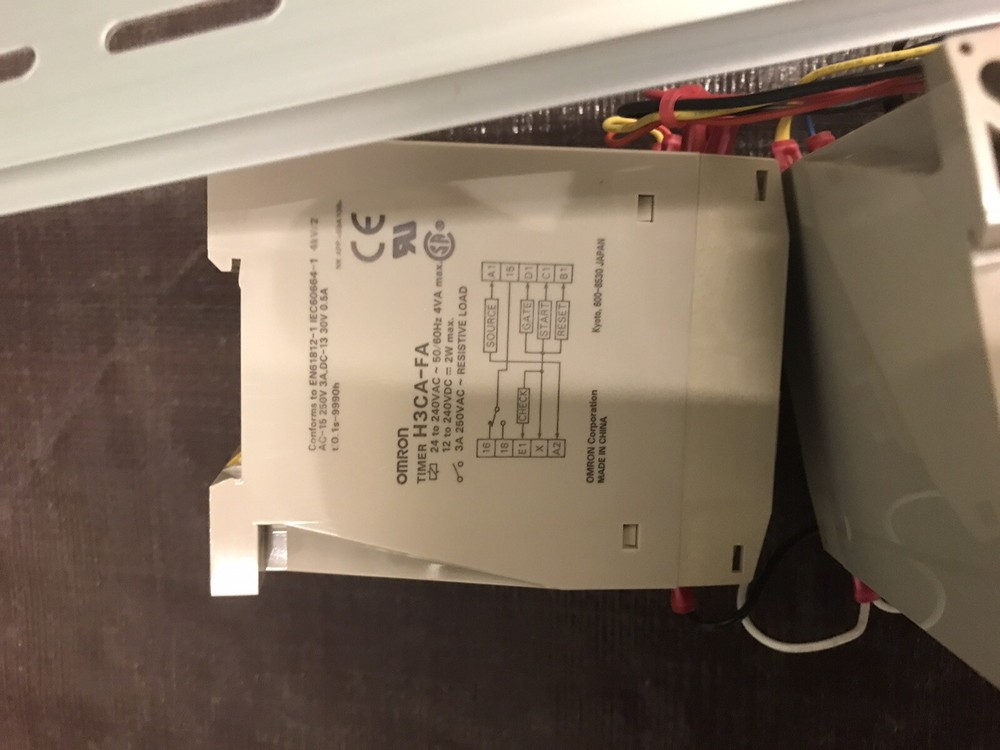 OMRON H3CA -FA Timer