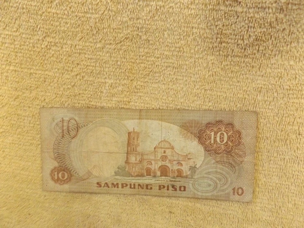 1981 PHILIPPINE 10 PISO BANK NOTE Circulated