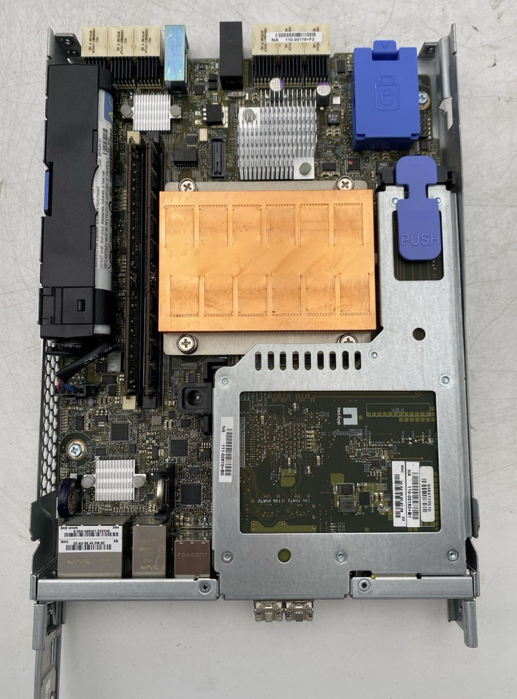 NetApp FAS2240 111-01287+B3 / 111-00846+D2 NAS Server Controller